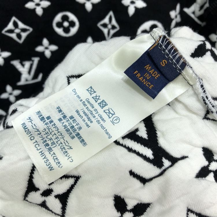 LOUIS VUITTON MONOGRAM BLACK & WHITE SWEATSHIRT - LVH007
