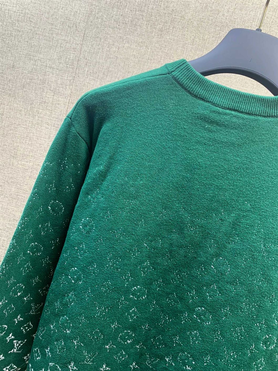 LOUIS VUITTON MONOGRAM GRADIENT COTTON CREWNECK - LVH051