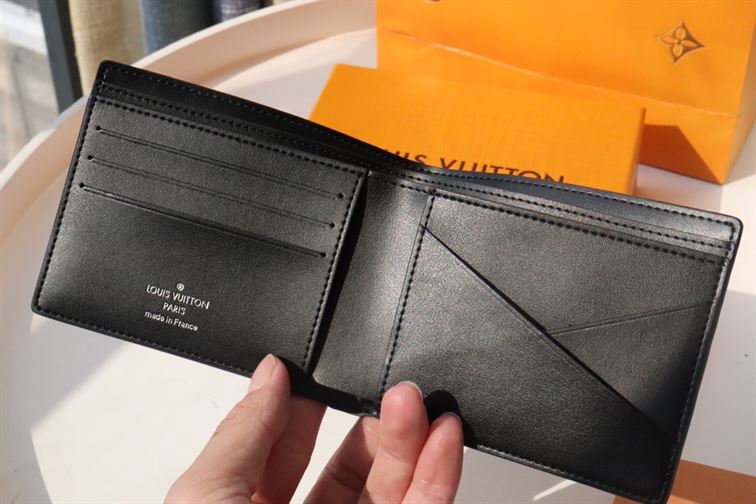 LOUIS VUITTON MULTIPLE WALLET