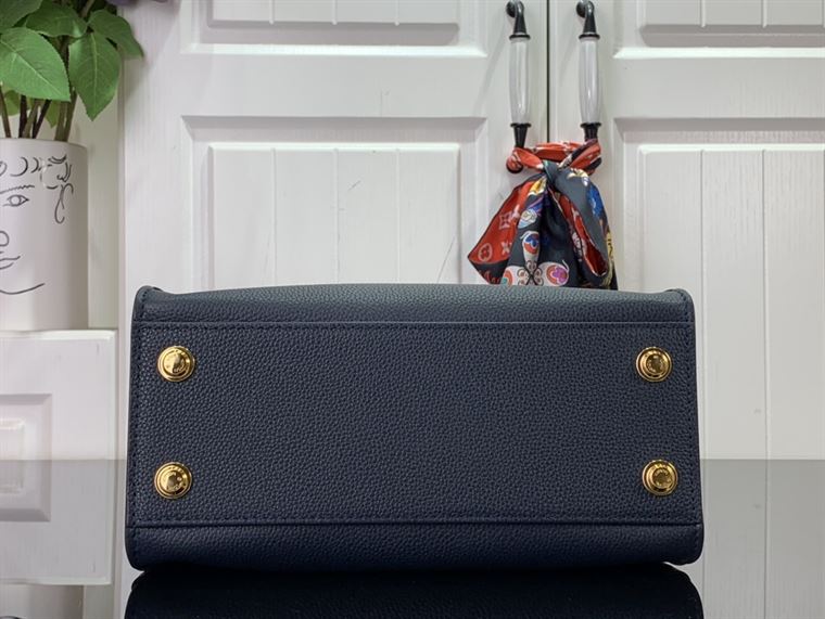 LOUIS VUITTON ON MY SIDE PM HIGH