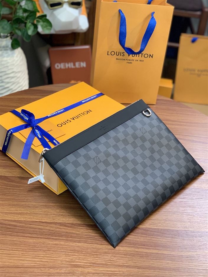 LOUIS VUITTON POCHETTE APOLLO BAG