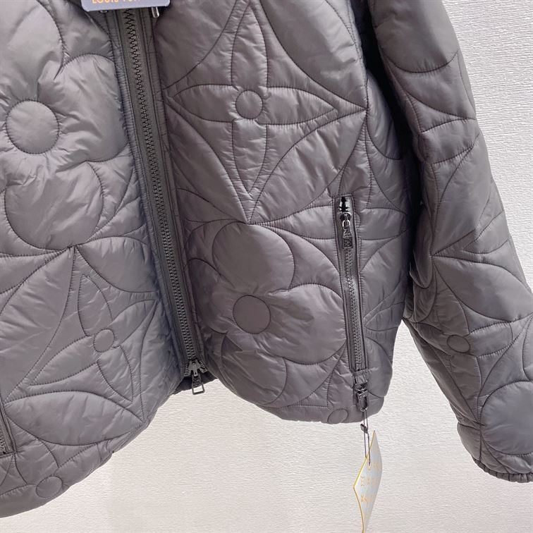 LOUIS VUITTON REVERSIBLE MONOGRAM PUFFER JACKET - LVC016