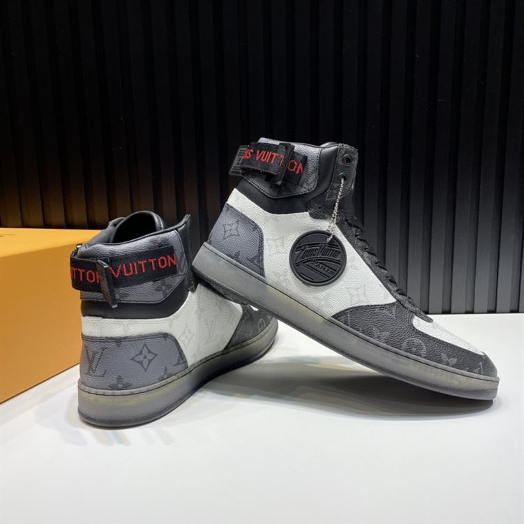 LOUIS VUITTON RIVOLI BOOTS - LVS047