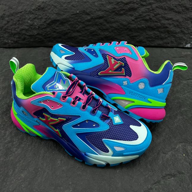 LOUIS VUITTON RUNNER TATIC BLUE - LVS170