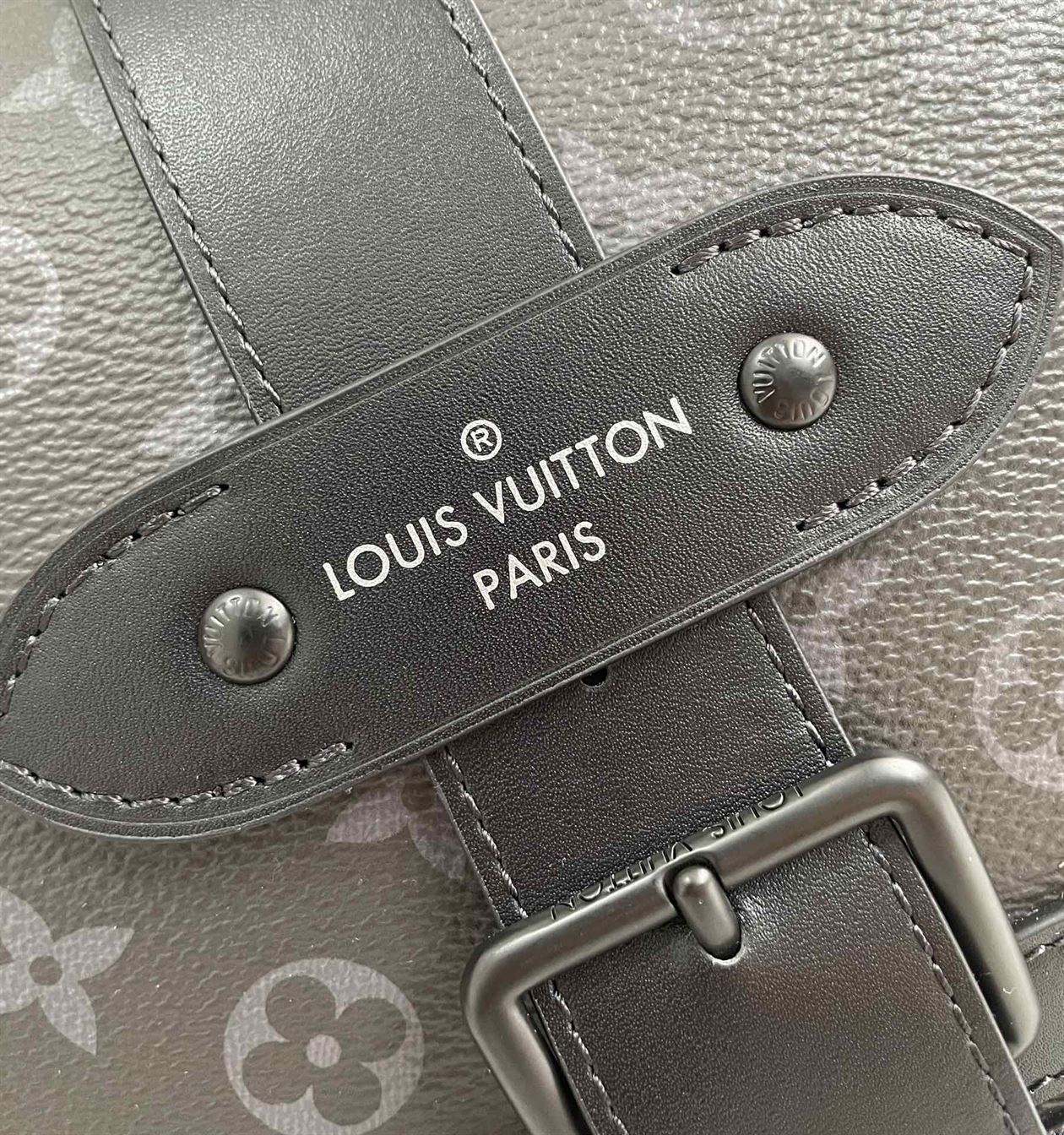 LOUIS VUITTON SAUMUR MESSENGER MONOGRAM ECLIPSE CANVAS - LVB067