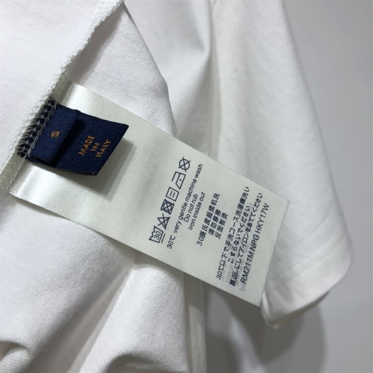 LOUIS VUITTON T-SHIRT - LVTS052