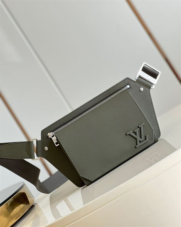 LOUIS VUITTON TAKEOFF SLING AEROGRAM - LVB035