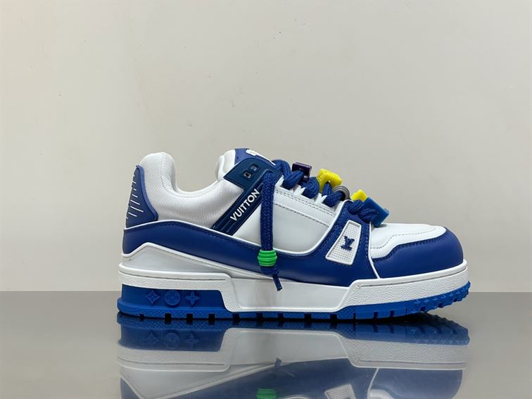 LOUIS VUITTON TRAINER MAXI LOW-TOP SNEAKERS IN WHITE AND BLUE - LVS117