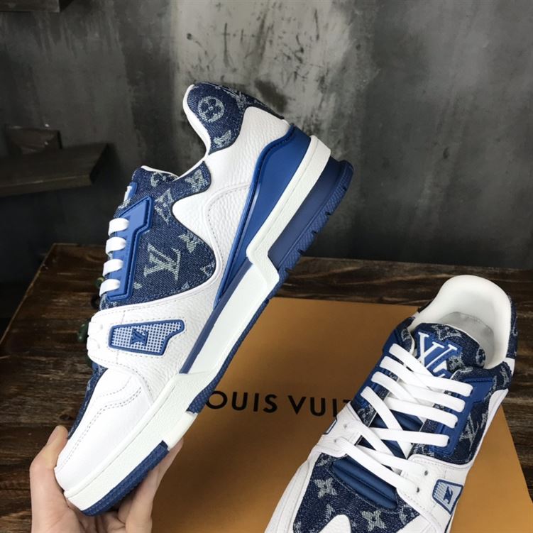 LOUIS VUITTON TRAINER SNEAKER - LVS031
