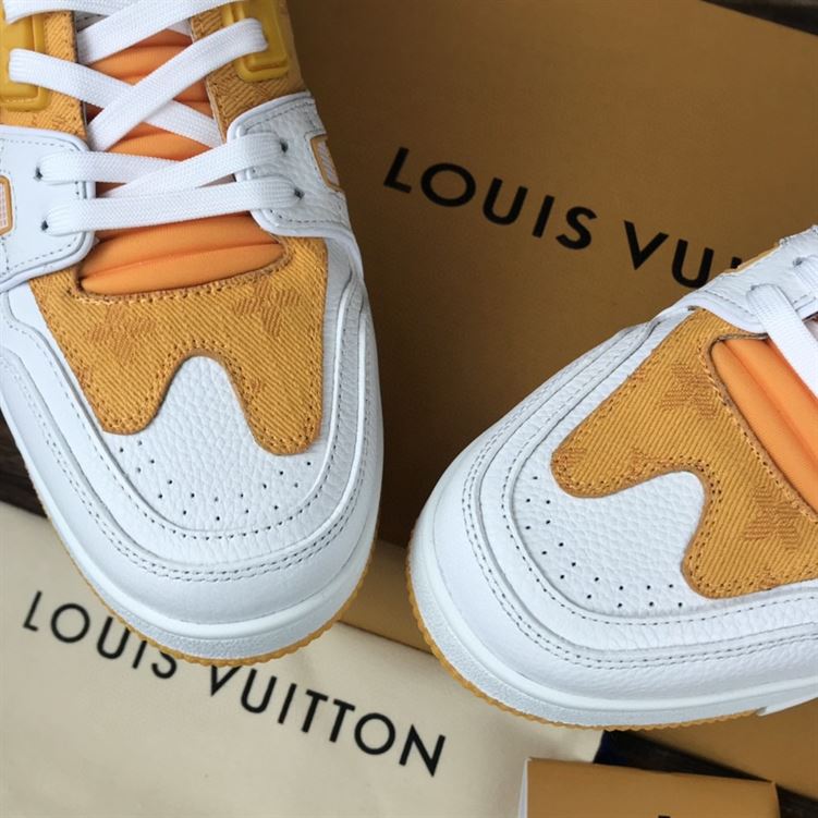 LOUIS VUITTON TRAINER SNEAKER - LVS033