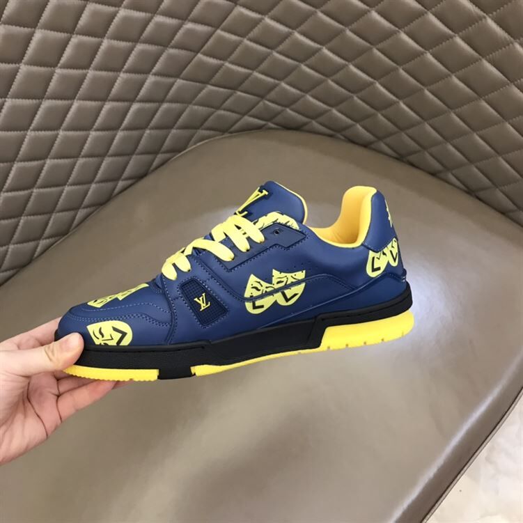 LOUIS VUITTON TRAINER SNEAKER - LVS075