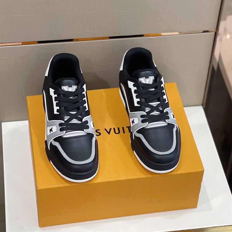 LOUIS VUITTON TRAINER SNEAKER - LVS080