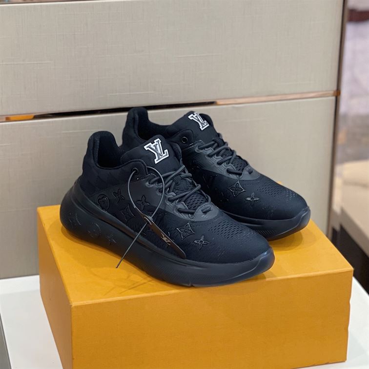 LOUIS VUITTON TRAINER SNEAKER - LVS081