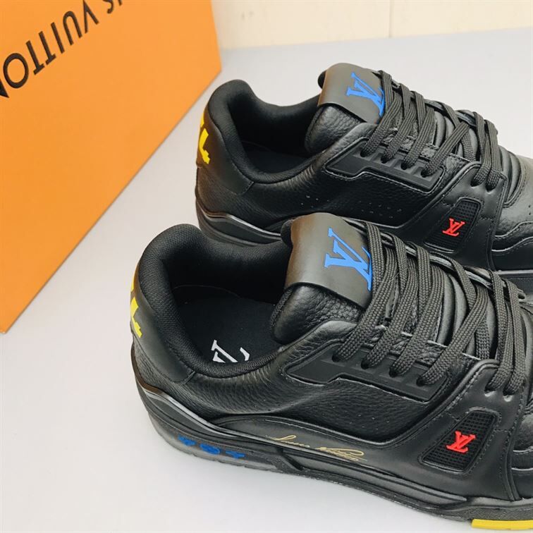 LOUIS VUITTON TRAINER SNEAKER - LVS127