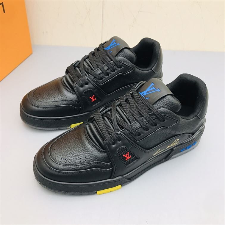 LOUIS VUITTON TRAINER SNEAKER - LVS127