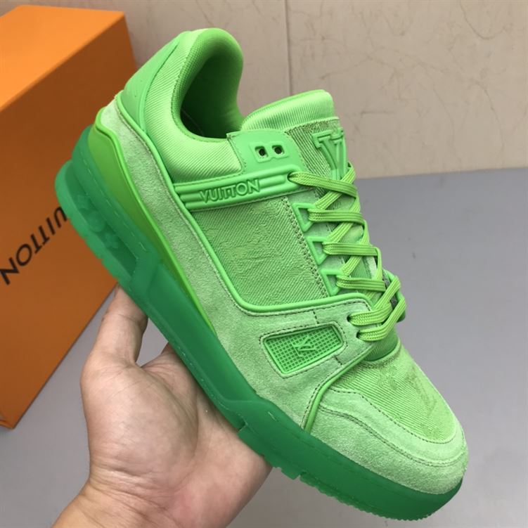 LOUIS VUITTON TRAINER SNEAKER - LVS128