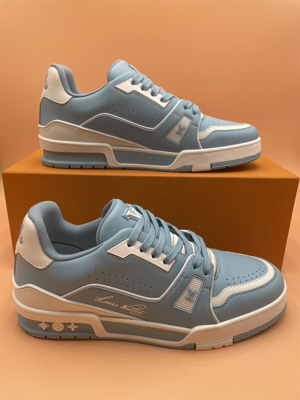 LOUIS VUITTON TRAINER SNEAKER BLUE - LVS125