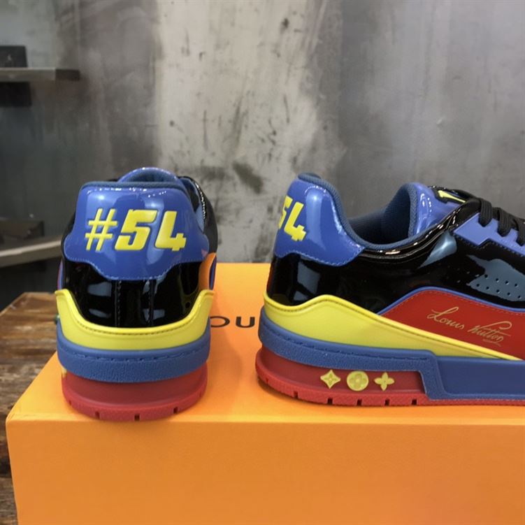 LOUIS VUITTON TRAINER SNEAKERS IN NAVY BLUE PATENT CANVAS - LVS034