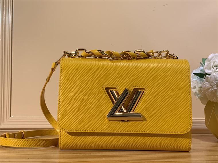 LOUIS VUITTON TWIST MM EPI LEATHER