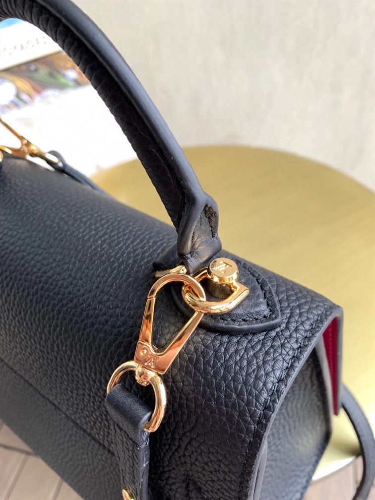 LOUIS VUITTON TWIST ONE HANDLE PM