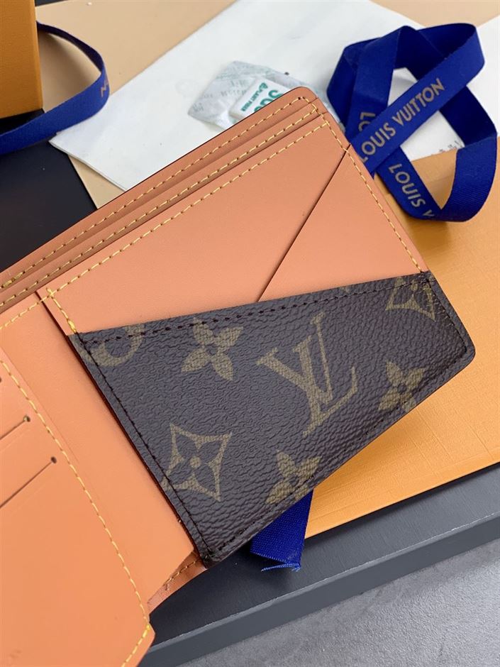 LOUIS VUITTON WALLET