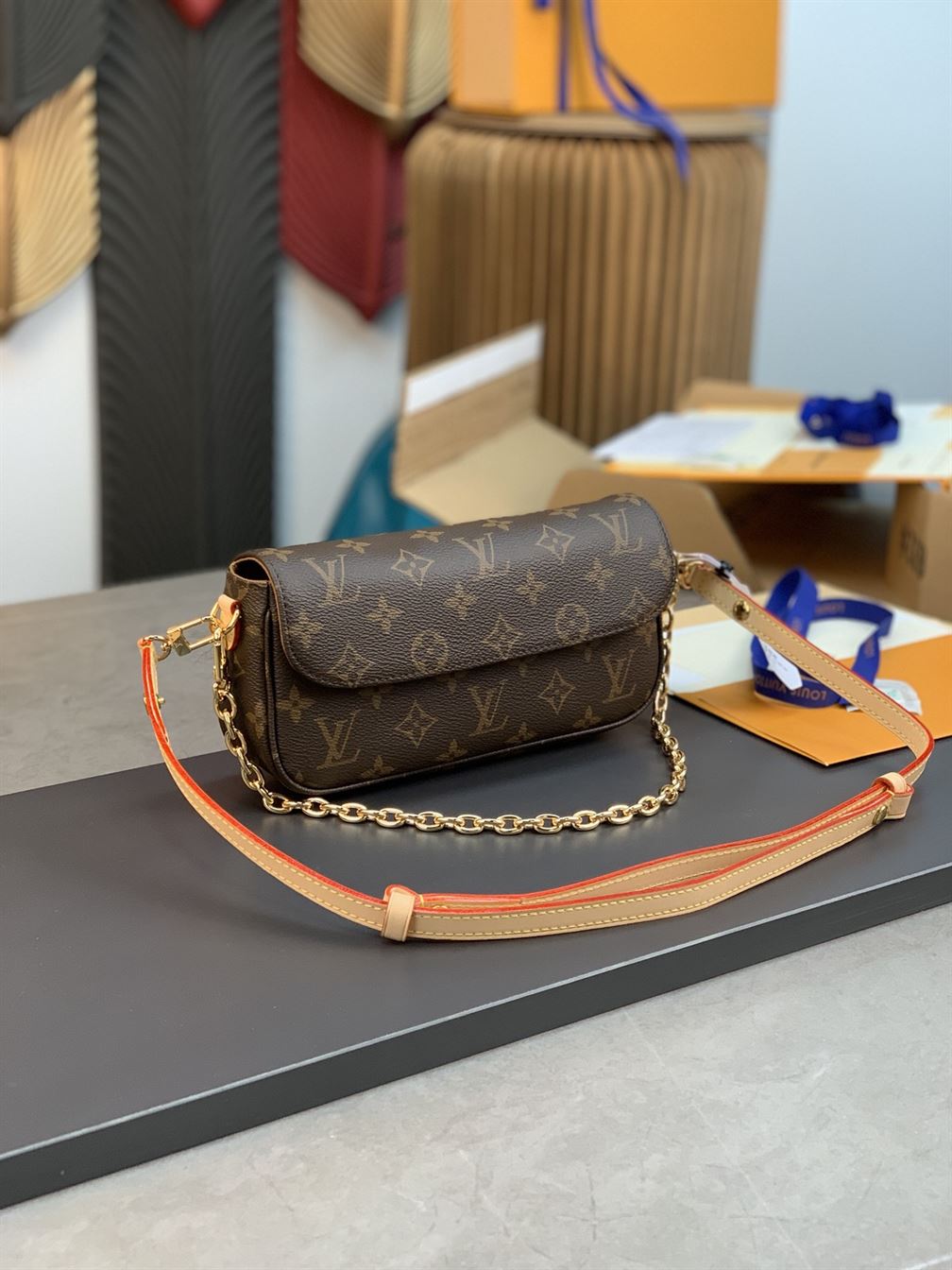 LOUIS VUITTON WALLET ON CHAIN IVY MONOGRAM CANVAS