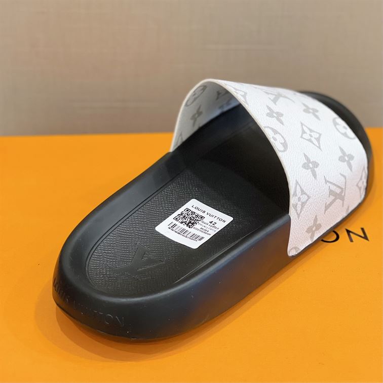 LOUIS VUITTON WATERFRONT MULE - LVSD026