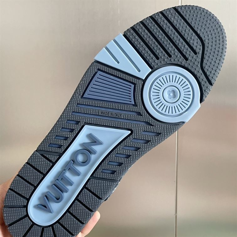 LOUIS VUITTON X NIGO TRAINER SNEAKERS IN BLUE - LVS005