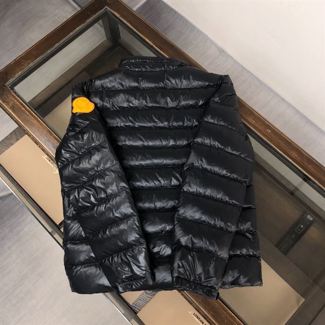 MONCLER AMALTEAS PADDED JACKET - MC072