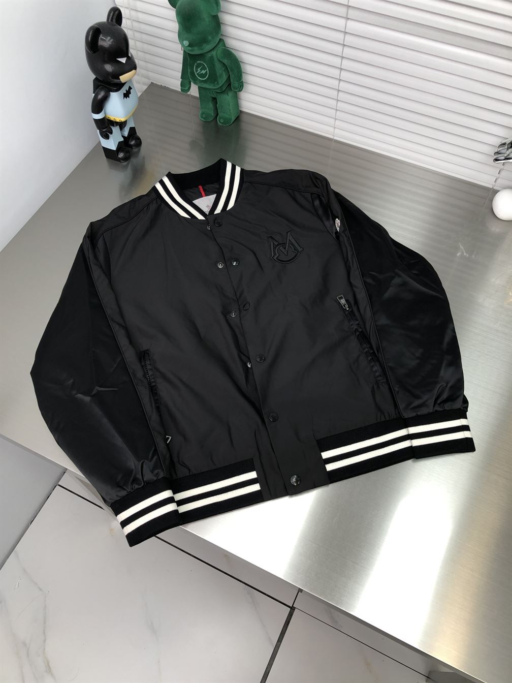 MONCLER BOMBER JACKET - MC098