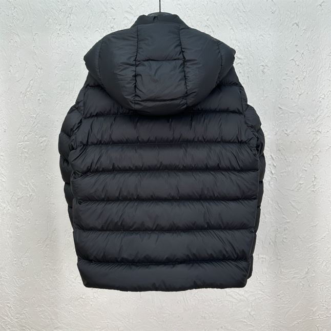 MONCLER CERCES DOWN JACKET - MC060