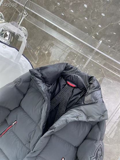 MONCLER COAT - MC116