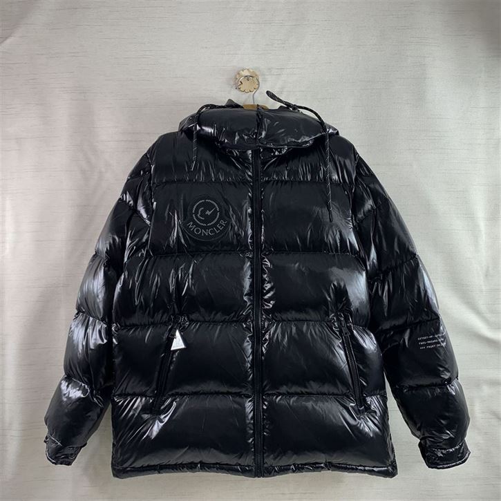 MONCLER COAT - MC117