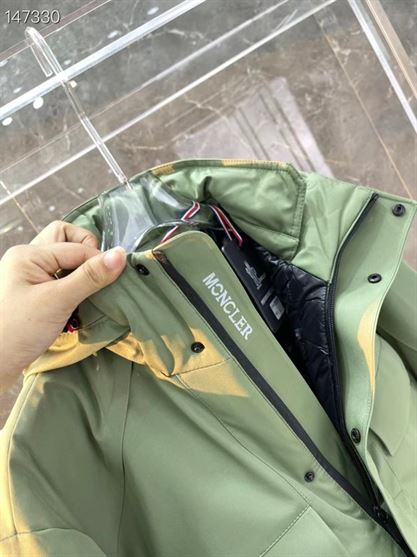 MONCLER COAT - MC120