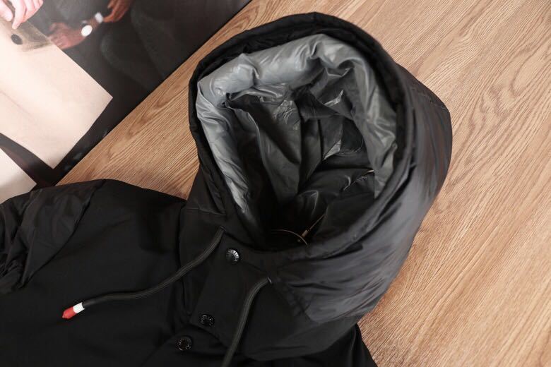 MONCLER COAT - MC125