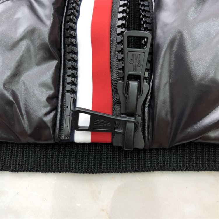 MONCLER COAT FOR MEN - MC001