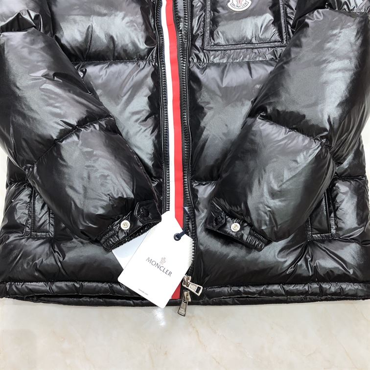 MONCLER COAT FOR MEN - MC008