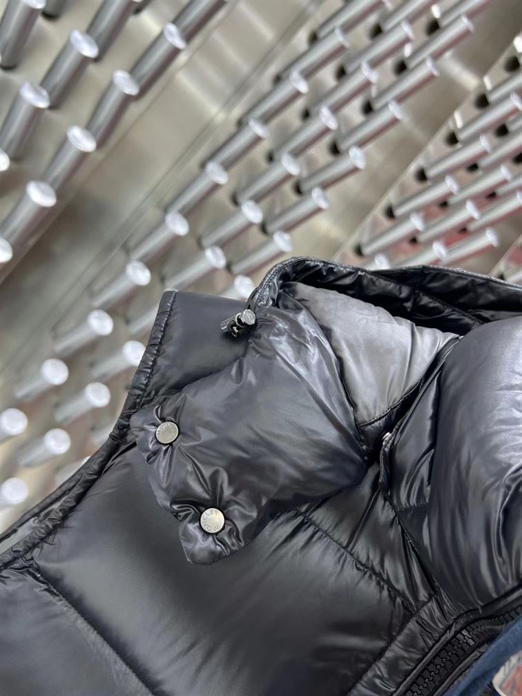 MONCLER DOWN GILET - MC133
