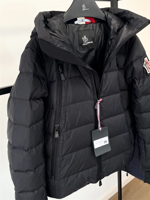 MONCLER GRENOBLE CAMURAC DOWN JACKET - MC052