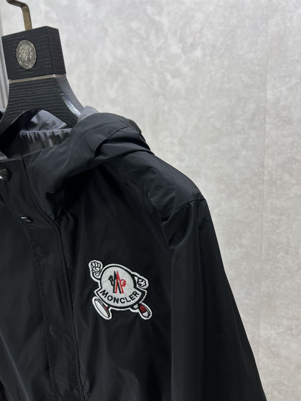 MONCLER GUIERS RAIN JACKET - MC099
