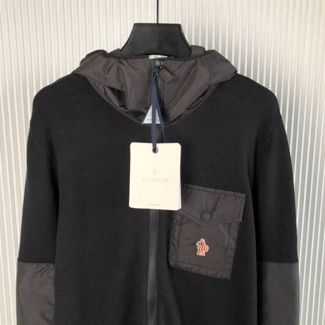 MONCLER HOODED WOOL CARDIGAN - MC041