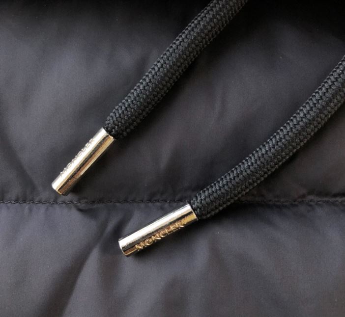 MONCLER HYBRID HOODED JACKET - MC073