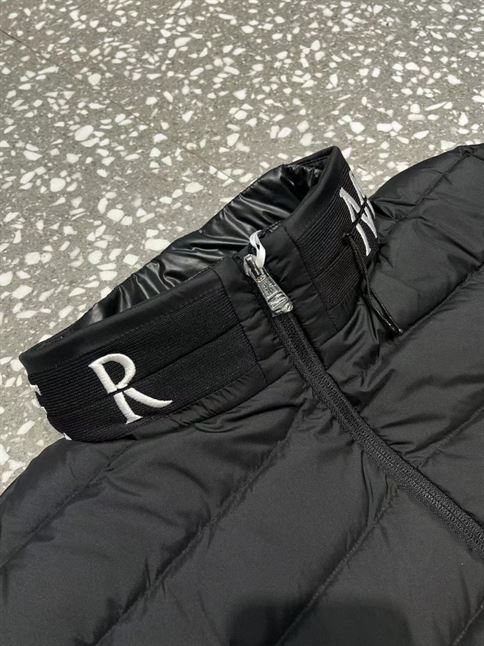 MONCLER JACKETS - MC047