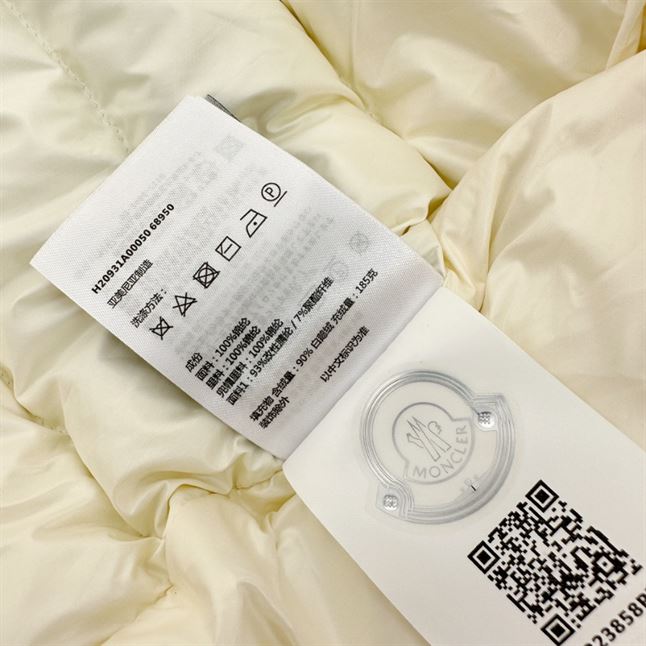 MONCLER JACKETS - MC048