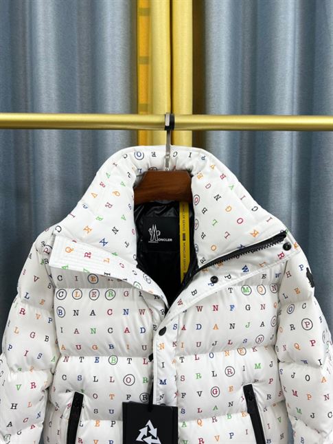 MONCLER JACKETS - MC054