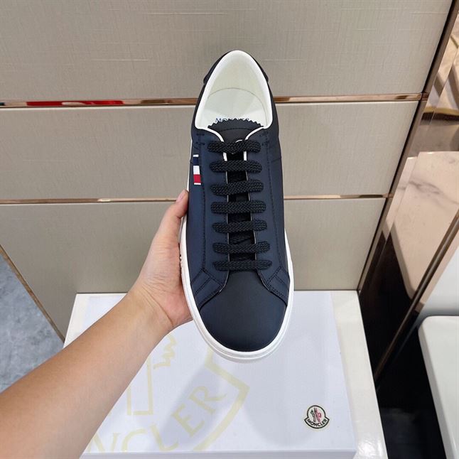 MONCLER LOW-TOP SNEAKERS - MCS011