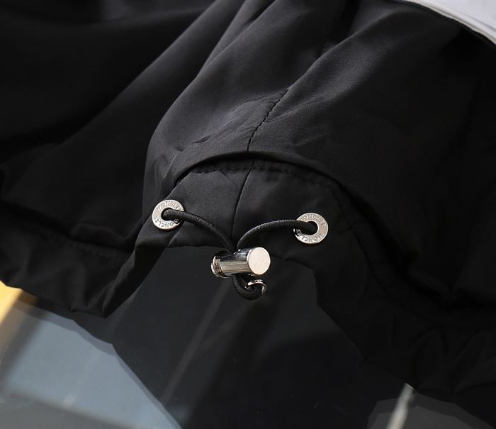 MONCLER LOZERE SHORT DOWN JACKET - MC094