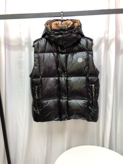MONCLER LUZULE DOWN GILET - MC061