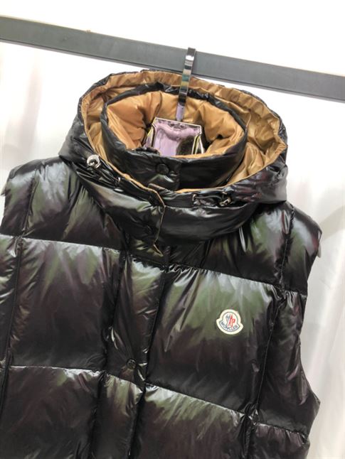 MONCLER LUZULE DOWN GILET - MC061