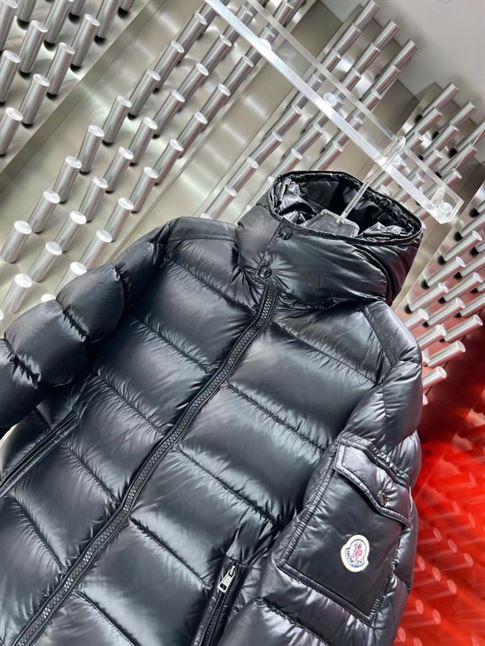 MONCLER PADDED DOWN JACKET - MC082